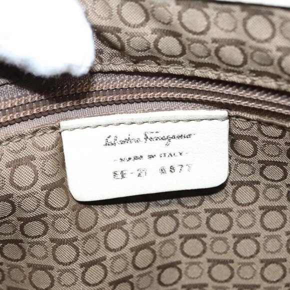 Salvatore Ferragamo Gancini Shoulder Bag Leather White Silver Auth - Picture 13 of 16